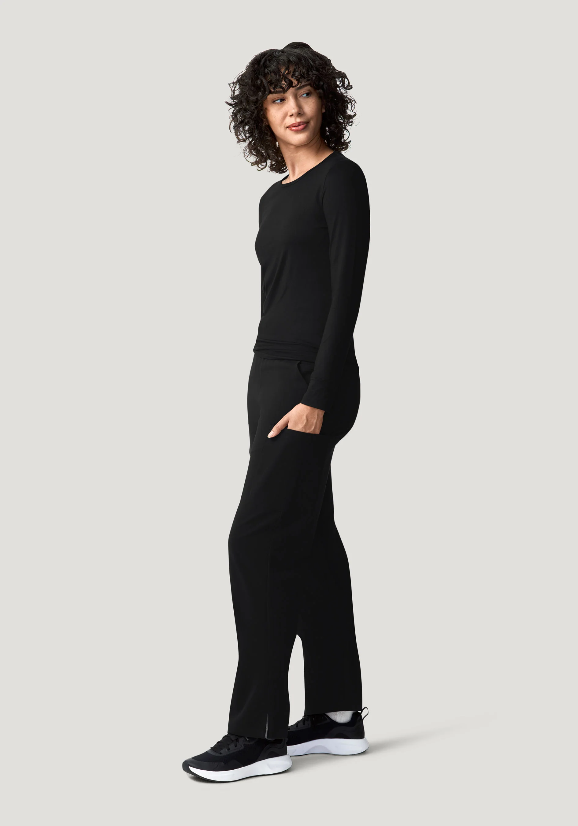 11 Pocket High Waisted Cargos Black - Image 4